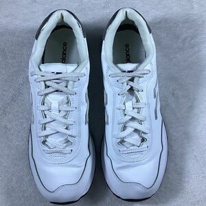 New Balance Men’s White & Gray Leather Sneakers